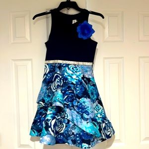 Rare Editions Little girls size 12 Navy/Floral with Rhinestone zip closure dress